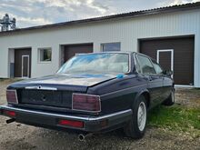 Jaguar Daimler Double Six 6.0 v12