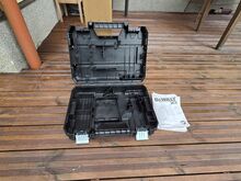 Kohver Dewalt / uus