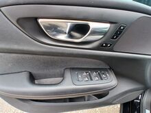 Volvo V60 T6 AWD R-DESIGN RECHARGE 2.0 257кВт