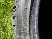225/35/19 Hankook Winter I*cept Evo3