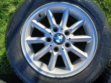 Литые диски BMW с шинами M+S R15-195-65 GoodYear