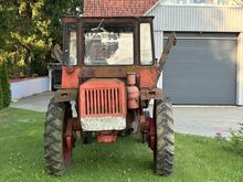 T16