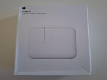 APPLE POWER ADAPTER