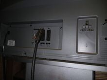 TV Panasonic 72cm koos alusega