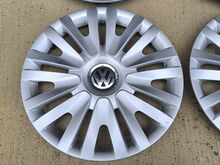 Volkswagen originaal ilukilbid 15"