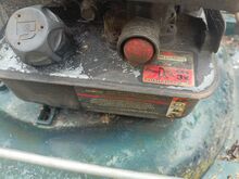 Продаётся надёжная газонокосилка 
