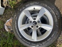 Audi 5x112 16 tolli valuveljed koos talverehvidega
