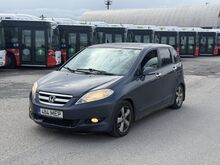 Honda FR-V