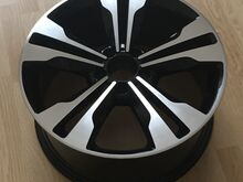 Valuveljed 18" V-klass AMG Design