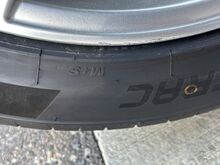 Audi A8 MS rehvid koos velgedega