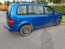 Volkswagen Touran 2.0 103kw, 7 kohta