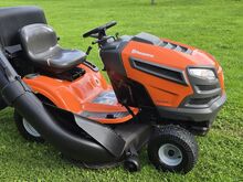 Murutraktor Husqvarna YTH22V46