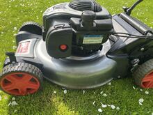 Iseliikuv muruniiduk NX46SP (Briggs & Stratton) –