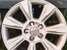 4x 17" originaal Audi veljed