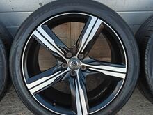 19-дюймовые литые диски Volvo с летней резиной