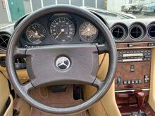 1986 Mercedes-Benz SL 300 R107 Cabriolet