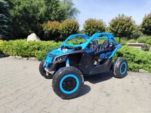 Kahekohaline elektriauto Can-Am Maverick Turbo RR