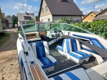 Катер Bayliner