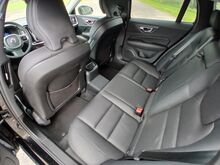 Volvo V60, 2.0, 257kW, AWD, aut.2023a MUDEL
