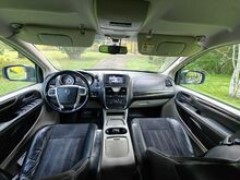 Lancia Voyager Platinum 2.8D 130kw 2015