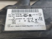Škoda superb 2018 esituli vasak