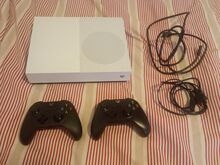 Xbox One S 1TB All Digital + 2 pulti