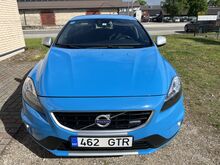 TOODUD HOLLANDIST Volvo V40 R-Design 1.6 D2 84kW