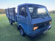 VW LT28 2.4B 66kw 1990a