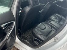 Volvo V40 Ocean Race 1.6 84кВт автомат 2015г.