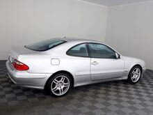 Mercedes-Benz CLK 320