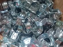 Hilti 28  gofreeritud topelt toruklamber
