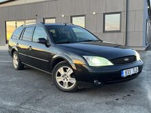 Ford Mondeo Ghia 2002