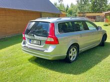 Volvo V70 Summum 2.4 D5 136kW
