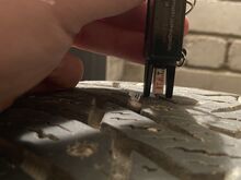 235/60/18” Nokian naastrehvid