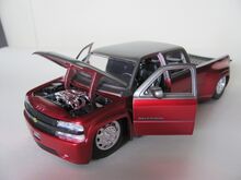 CHEVROLET SILVERADO  Pick-up DUALLY 1999.a. 1/24