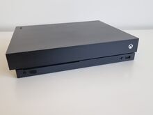 1TB Xbox One X + 9 MÄNGU