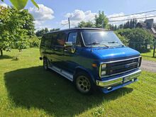 Chevrolet Chevy Van G30 Sportvan