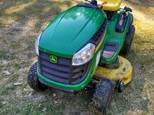 Murutraktor John Deere X126