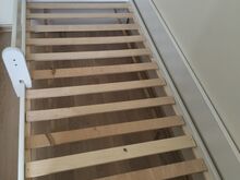 Lastevoodi koos riidekapiga