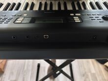 Yamaha PSR e373