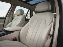 BMW X5 3.0 230kW Webasto, 7-Kohaline