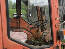 T-16 ja Jonsered murutraktor