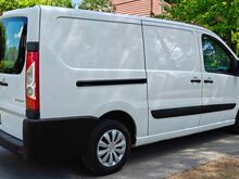 Peugeot Expert L2H1 Camper 2.0 R4 HDI 94кВт 2013 г.