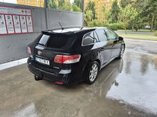 Toyota Avensis 2010a 2.2 130kw