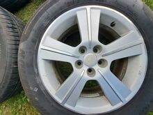 Winrun suverehvid Subaru originaalvelgedega