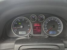 Volkswagen Passat 1.8T