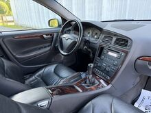 Volvo S60 2.4D5 93kw LS: 258066km! ÄSJA BELGIAST!