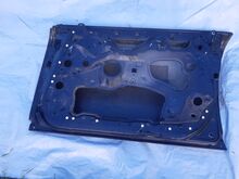 04-11 AUDI A6 C6  parempoolne ukseleht.