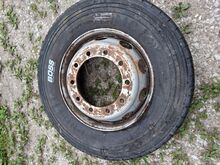 275/70 R22.5