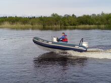 Моторная лодка